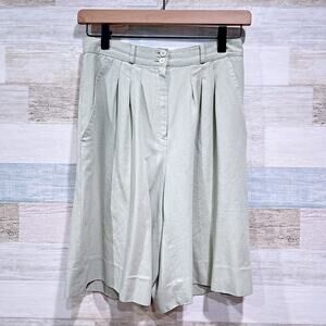 Liz Claiborne Vintage 100% Silk Longline Shorts Green Pleated Womens 8P 8 Petite